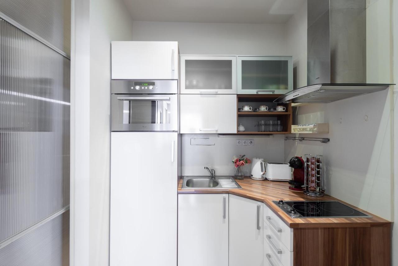 10 Min City Centre 5 People Apartment, Free Coffee 布拉格 外观 照片